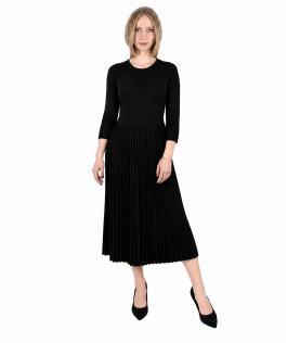 Rochie neagră din lână plisată decolteu rotund